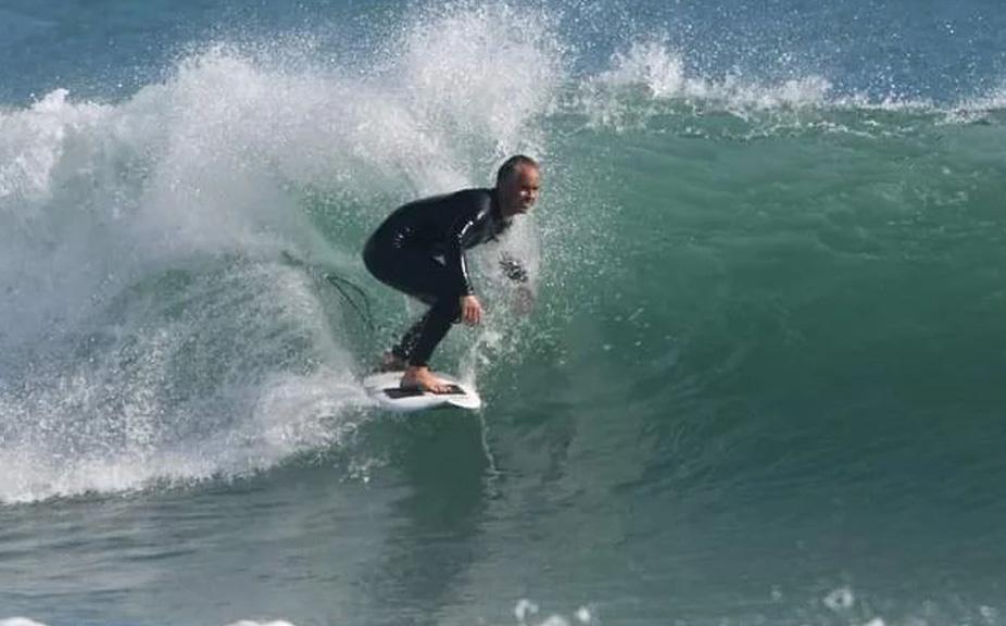 Short Board Surfer